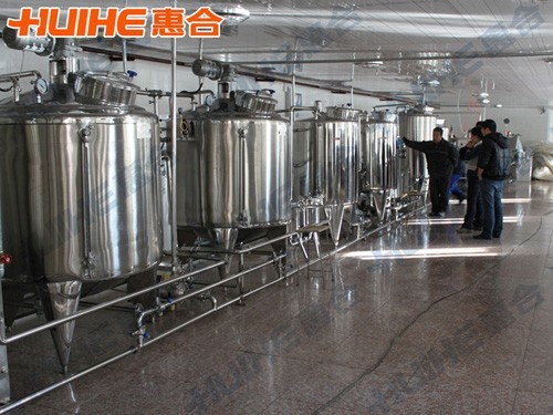 類似奶酪生產(chǎn)線圖展示